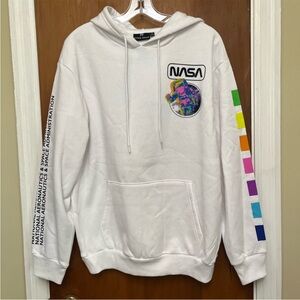 🆕. Hyper Space White NASA Space Hoodie Colorful Graphics / Kangaroo pocket
M